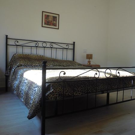 לורטו אפרוטינו Agriturismo Piccolo Albero חדר תמונה