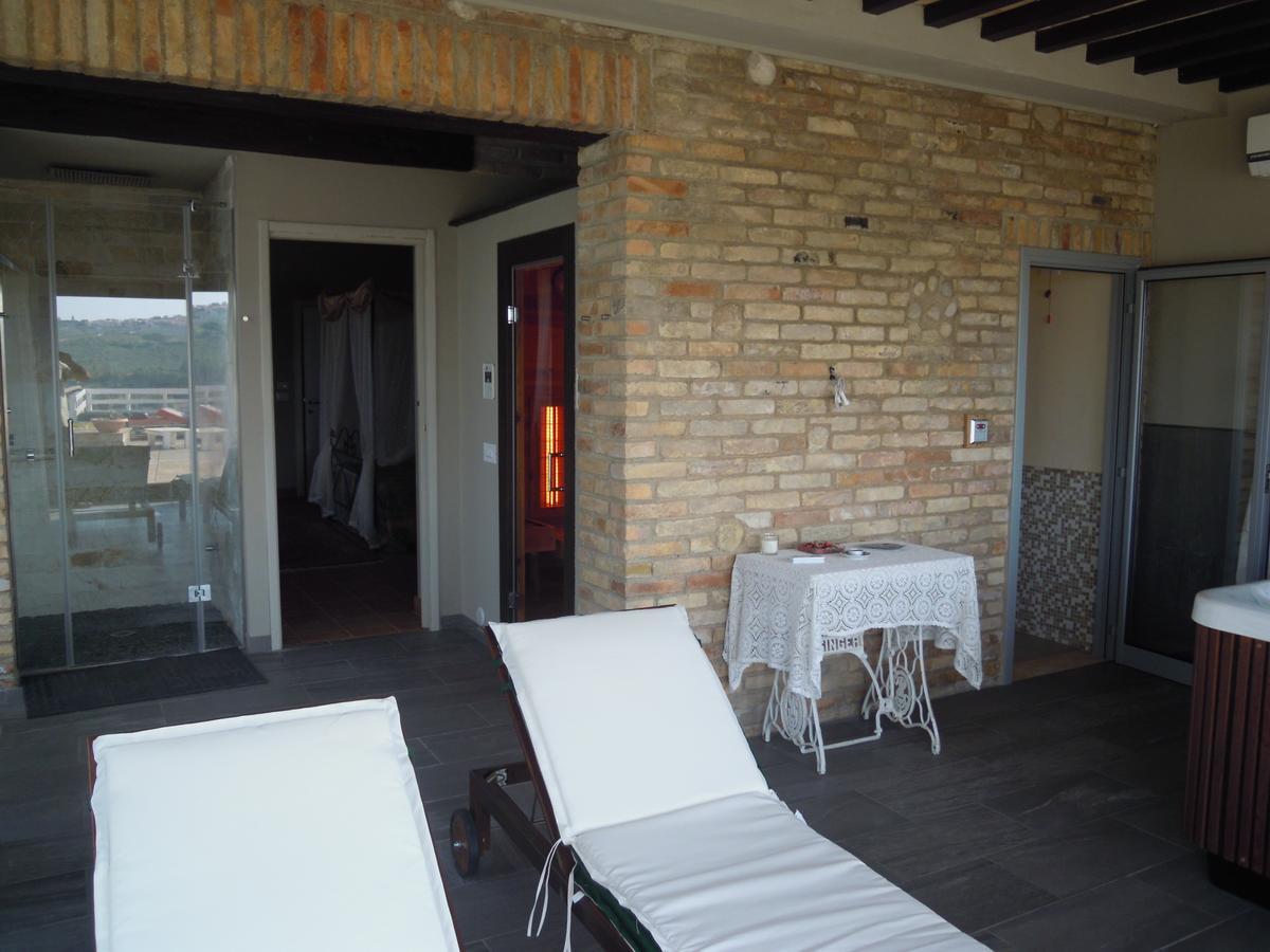 לורטו אפרוטינו Agriturismo Piccolo Albero מראה חיצוני תמונה