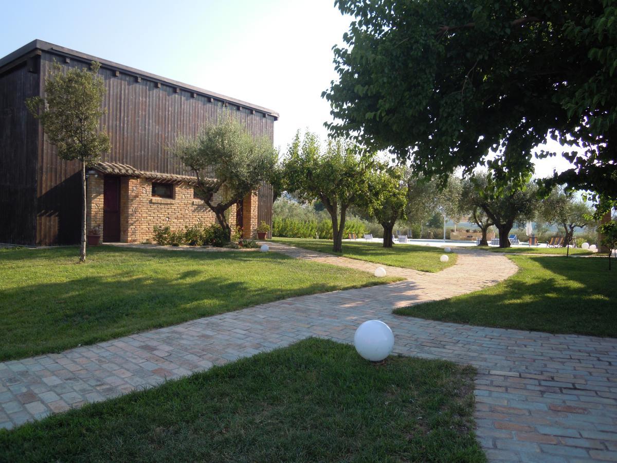 לורטו אפרוטינו Agriturismo Piccolo Albero מראה חיצוני תמונה